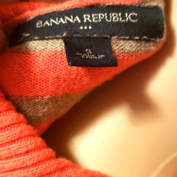 Banana Republic Women's sweater size S - Picture 3 of 4